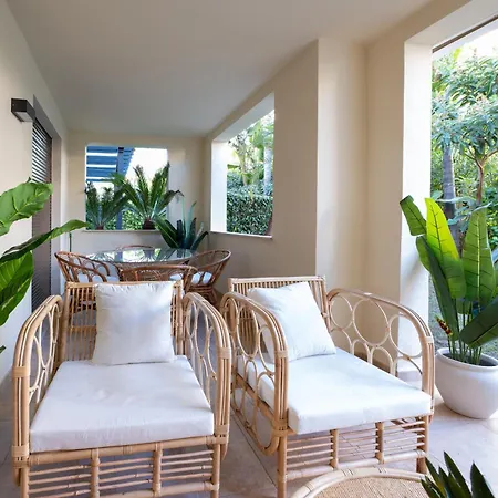 Apto Nueva Andalucia Puerto Banus Vigilancia 24h