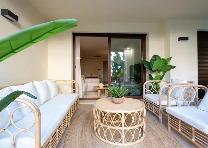 Apto Nueva Andalucia Puerto Banus Vigilancia 24h