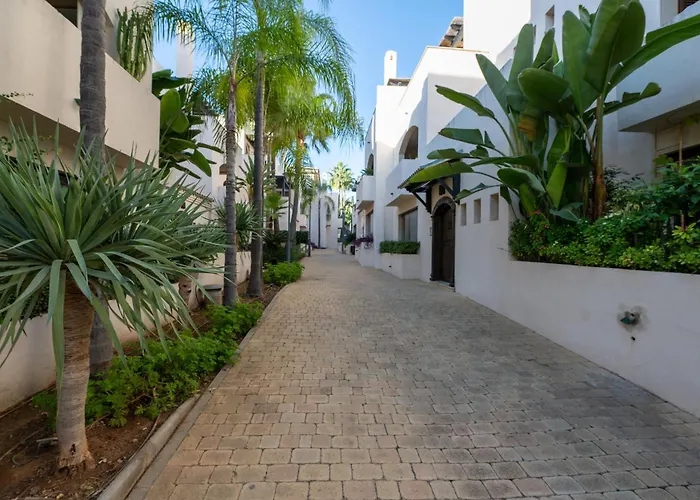 Apto Nueva Andalucia Puerto Banus Vigilancia 24h * ماربيا